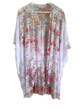 Brittany Black floral lace kimono